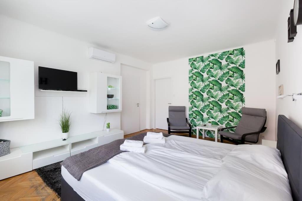 Rumbach 22 Center Apartment With Ac Budapest Esterno foto